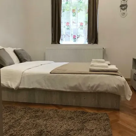 36 * Braşov